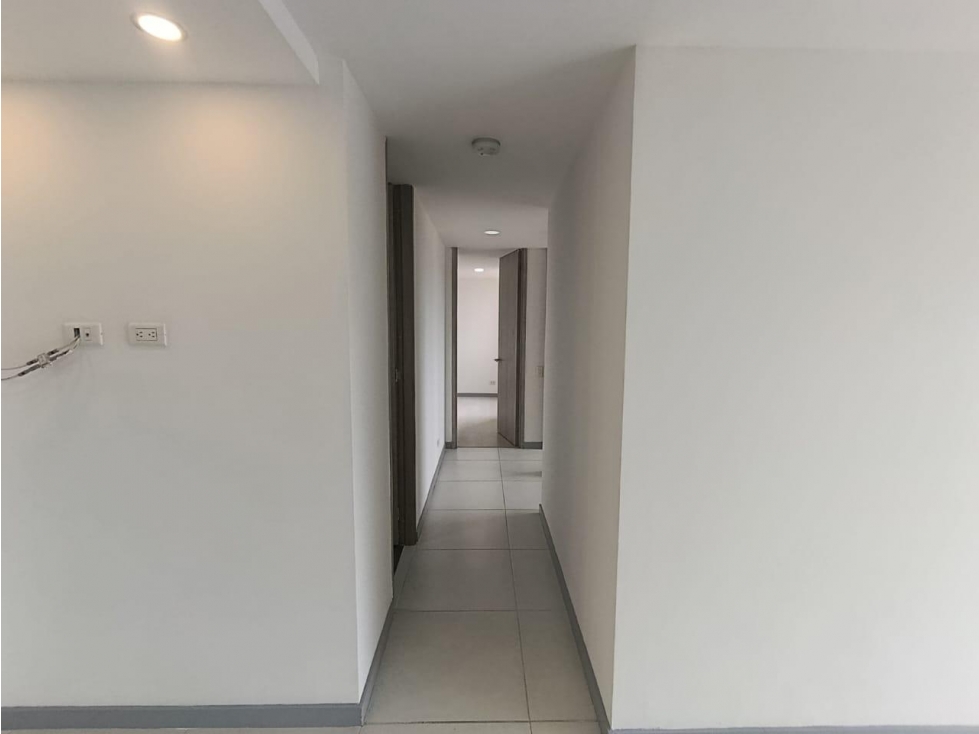 Apartamento en renta en Envigado, sector Las Antillas — foto 3