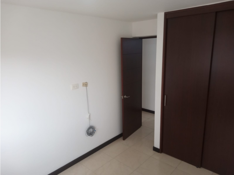 Apartamento en renta en sabaneta, sector Loma Linda — foto 5