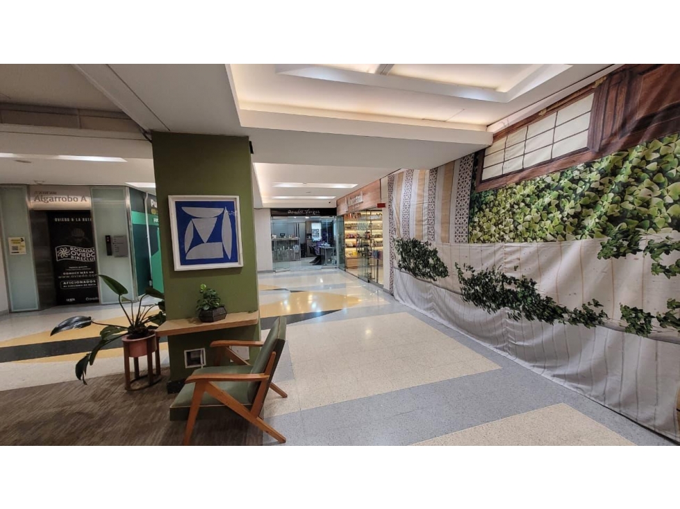Local en Arriendo en Medellín , Sector Poblado