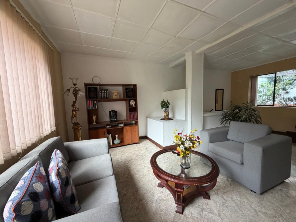 Casa en Venta en Envigado, sector La Magnolia