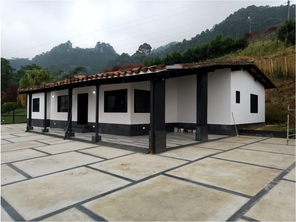 Casa en Alquiler en envigado,parcelación los Alpes