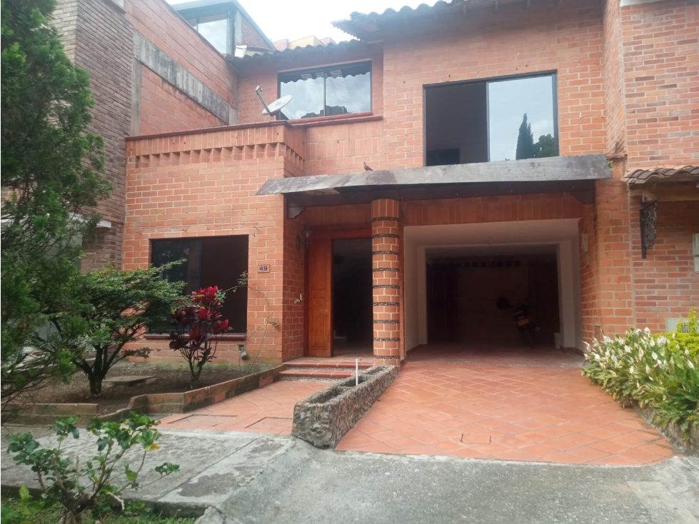 Casa en renta en sabaneta , Sector La Doctora parte Baja - 1