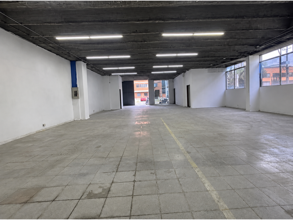 Bodega en Renta en Envigado, sector Primavera - 2