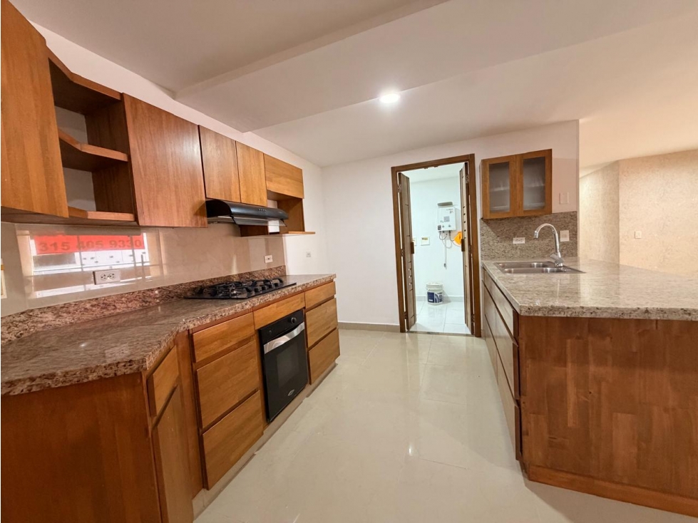 Apartamento en venta en Sabaneta, sector Las Lomitas — foto 2