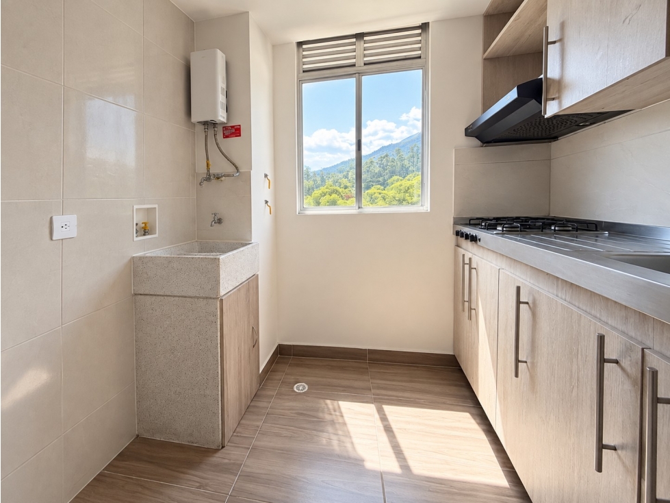 Apartamento en venta en La Estrella, sector La Tablaza — foto 2