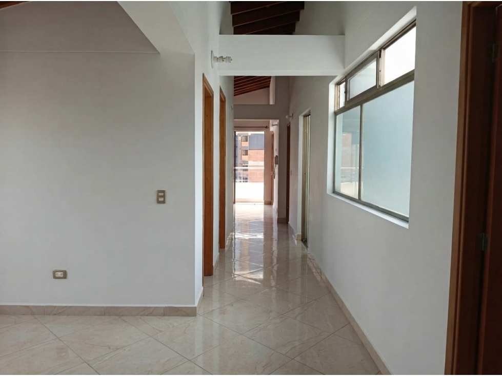 Apartamento en venta en Sabaneta, sector Cerámica — foto 3