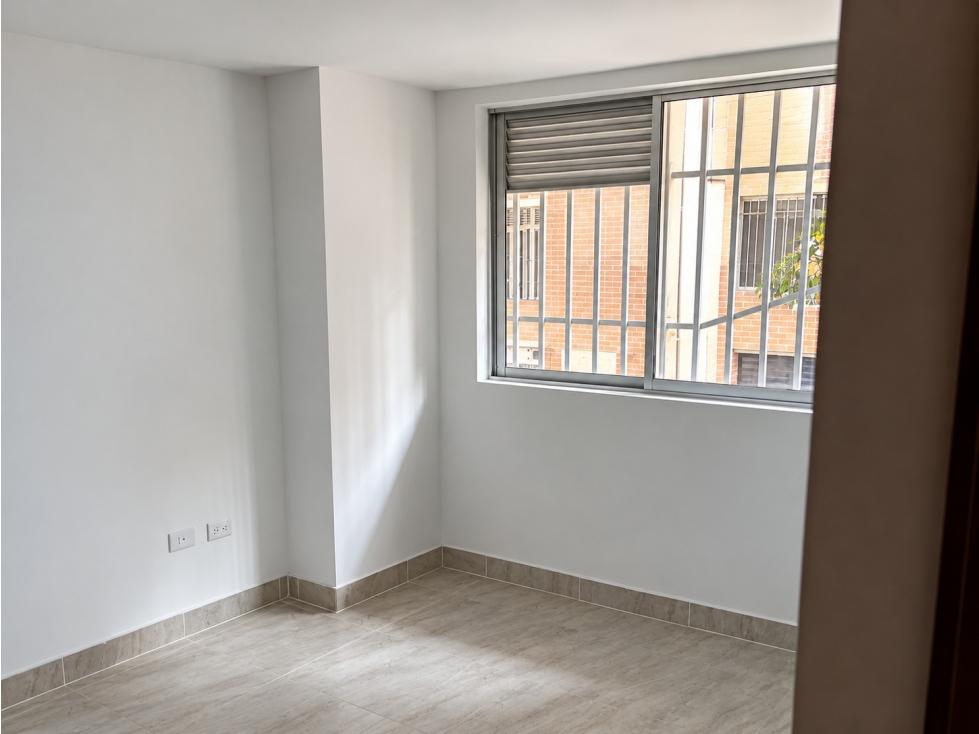 Apartamento en venta en Sabaneta, sector Calle Larga — foto 2
