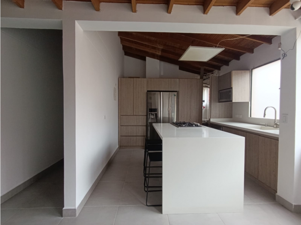 Apartamento en venta en Envigado, sector Guadalcanal.