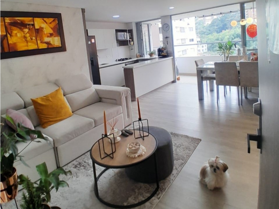 Apartamento en venta en Sabaneta, Sector Aves maría pate baja. — foto 3