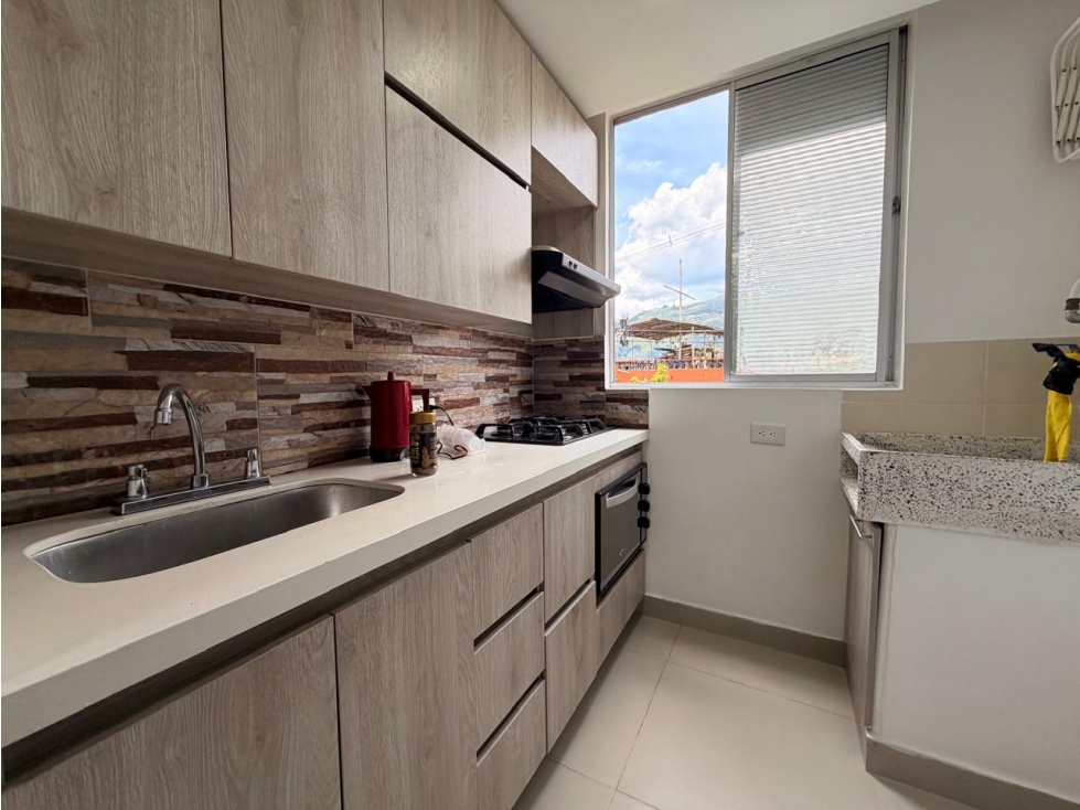 Apartamento en Venta en Sabaneta sector parte Alta de San José — foto 2