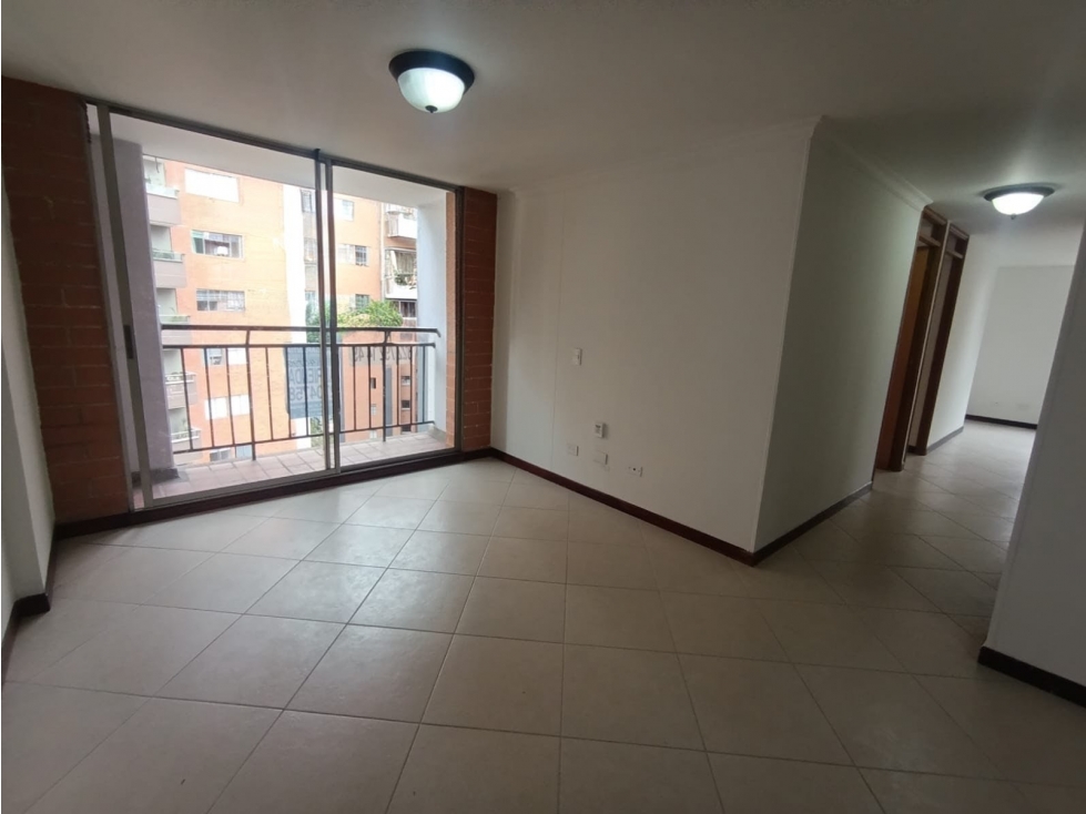 Apartamento en Arriendo Envigado, sector San Lucas — foto 2