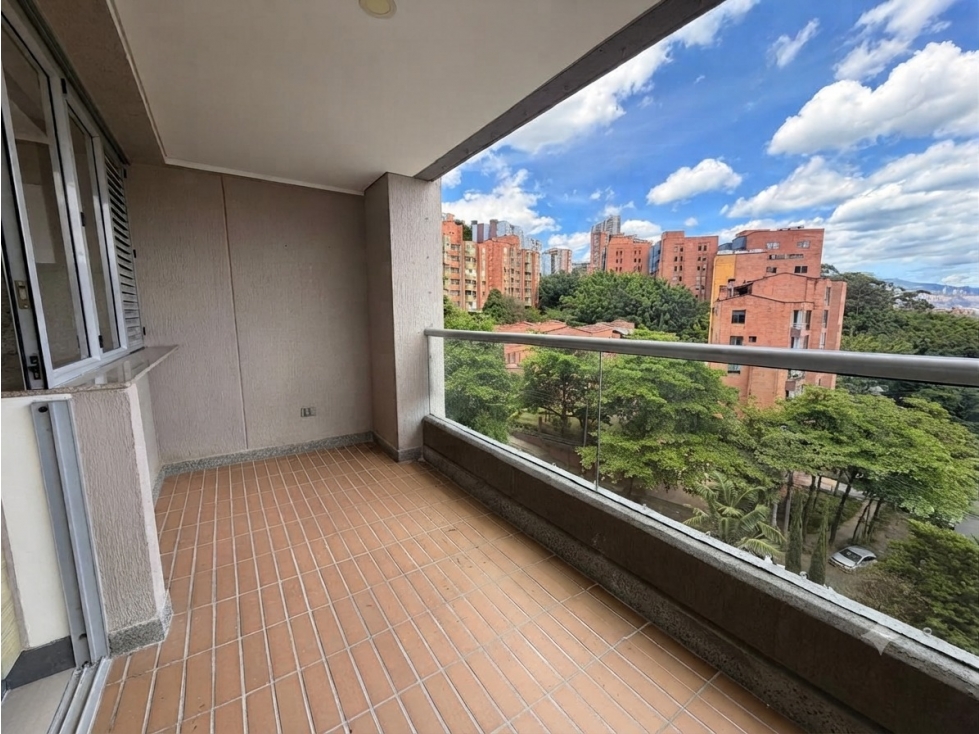 Apartamento en Renta en El Poblado, sector San Julián