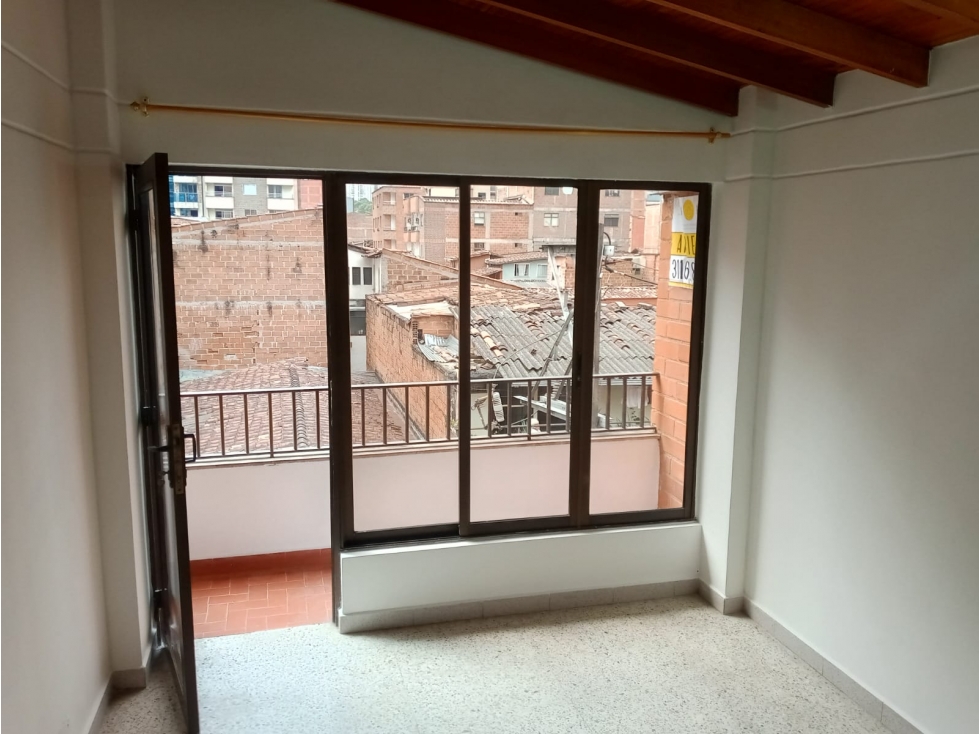 Apartamento en renta en Sabaneta, sector Calle Larga — foto 3