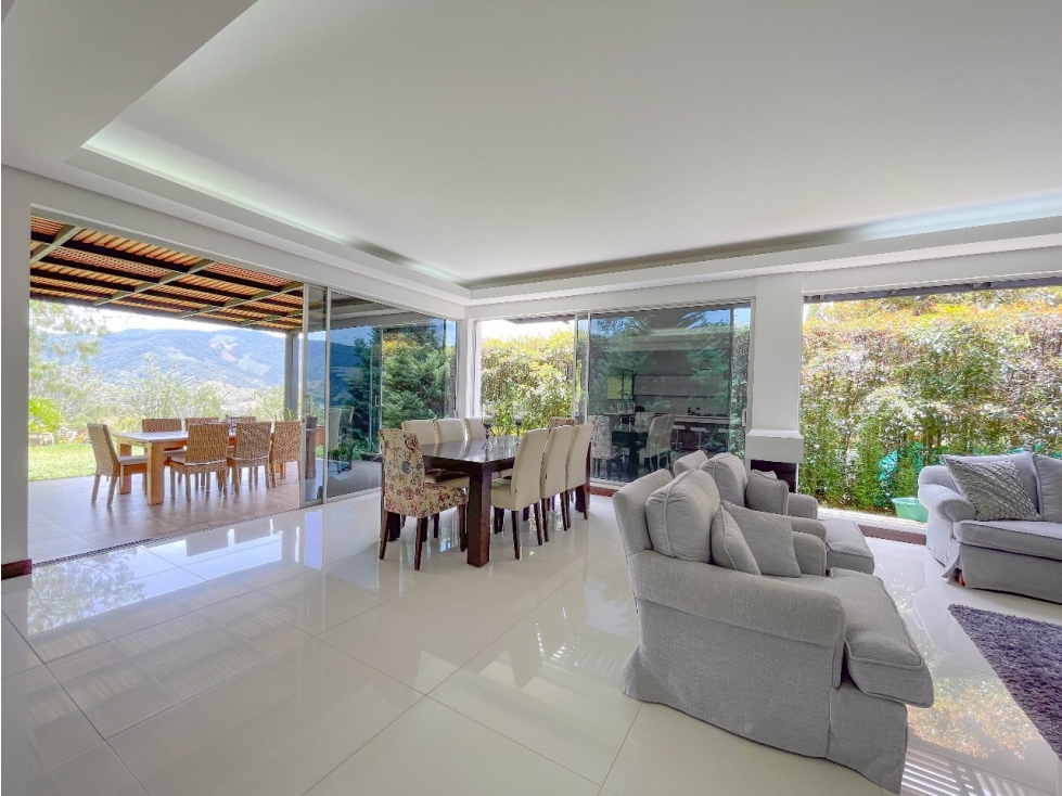 Casa Campestre en Venta en el Retiro sector Soto del Este — foto 2