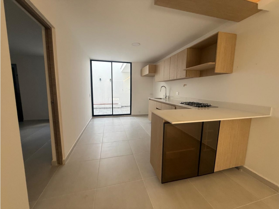Casa en venta en La Ceja, sector La Colombiere — foto 2