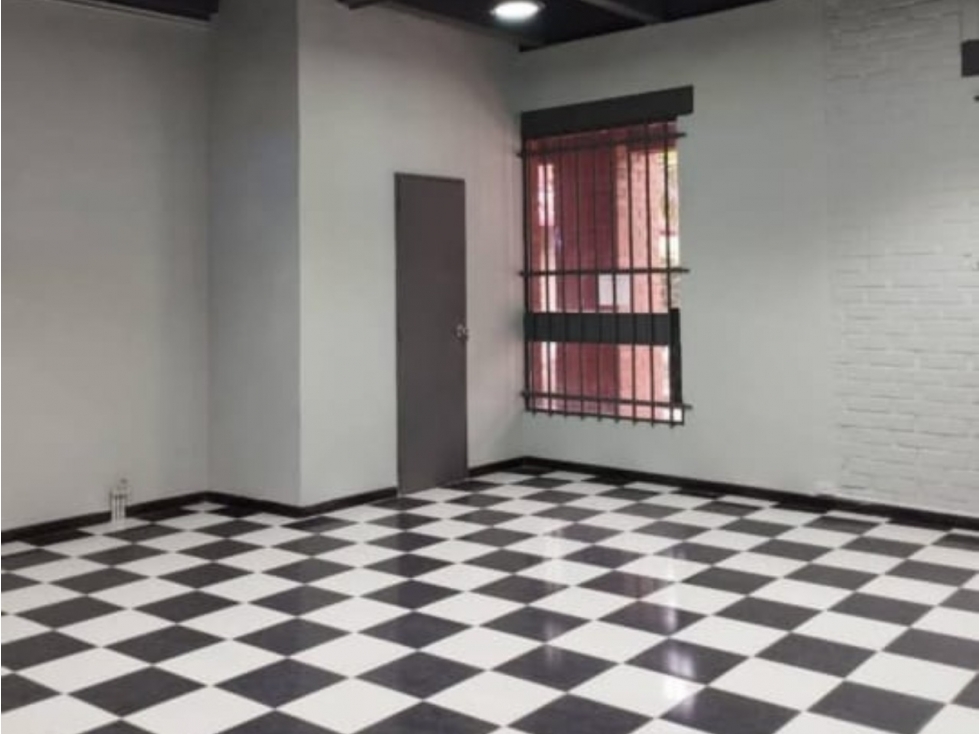 Local en Venta en Medellín, sector Villanueva — foto 3