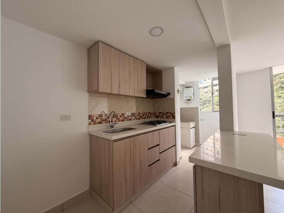 Apartamento en Venta en Sabaneta, sector Loma de San José — foto 2