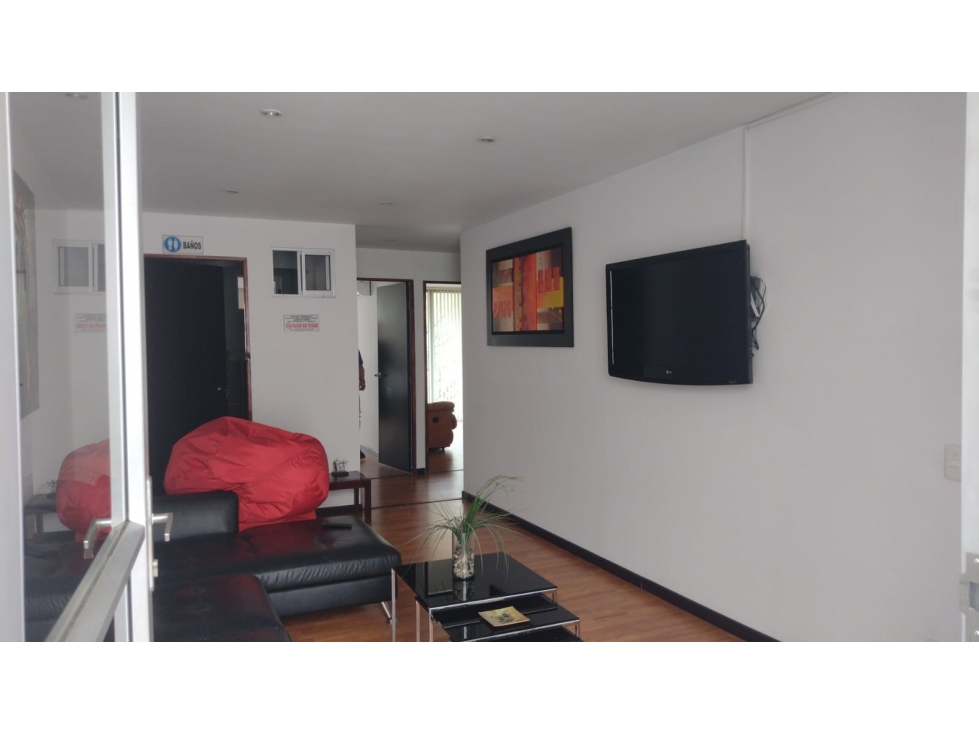Local en Arriendo en Medellín, sector Laureles — foto 4