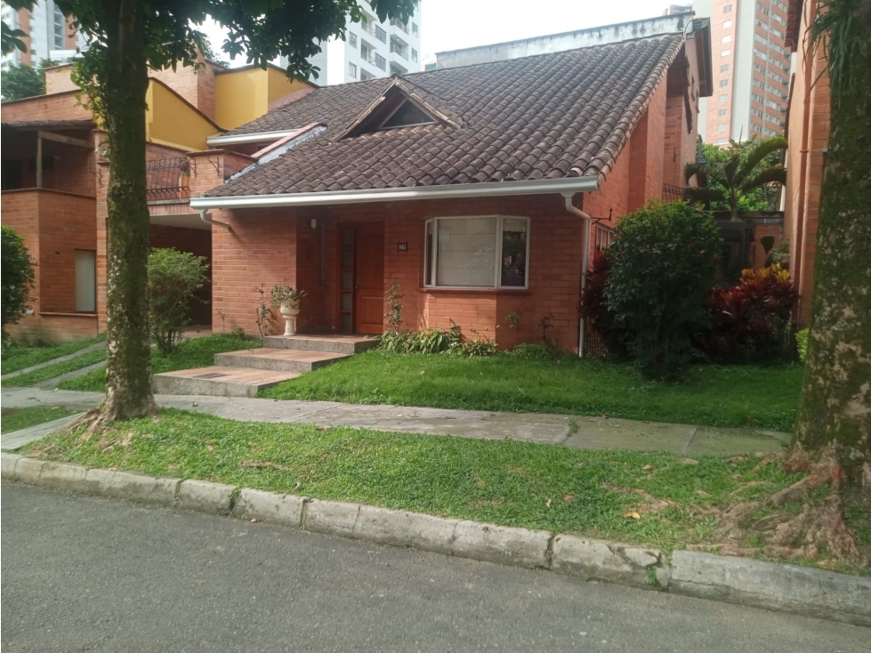 Casa en Arriendo en Sabaneta, Sector La Doctora parte baja - 1