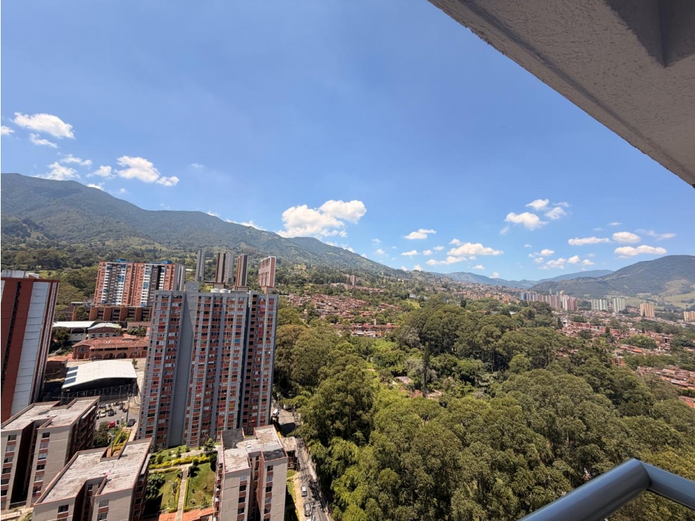 Apartamento en venta en La Estrella, sector Portal de Ditaires — foto 4