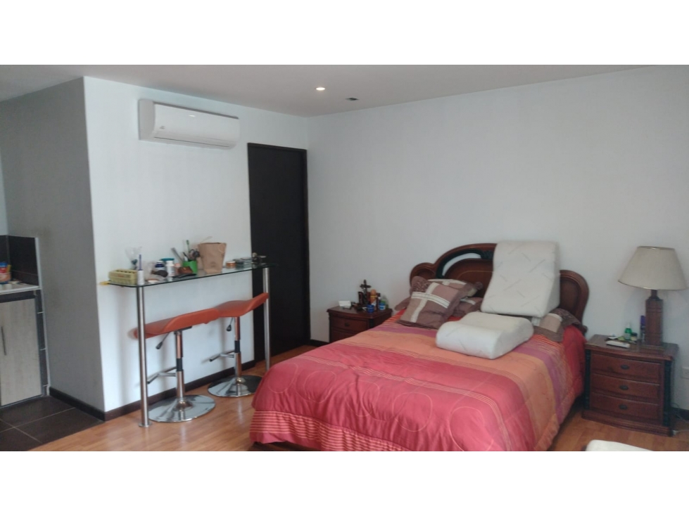 Local en Arriendo en Medellín, sector Laureles — foto 6
