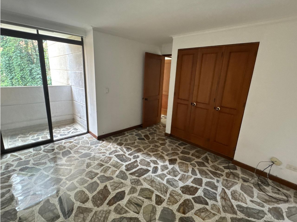 Apartamento en Venta en El Poblado, sector El Campestre — foto 2