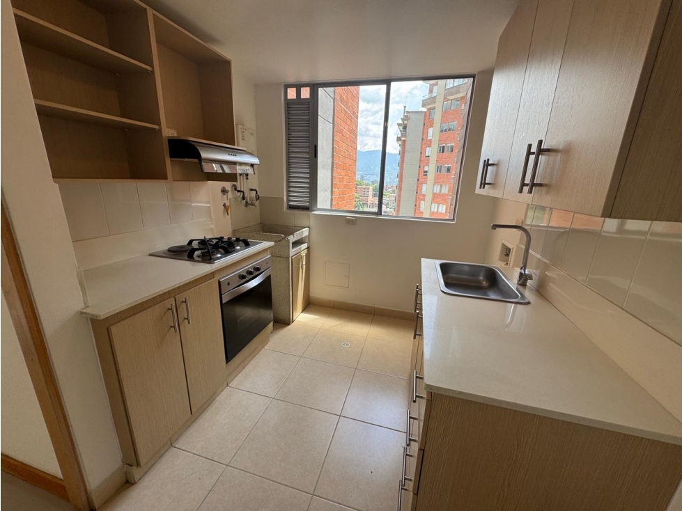 Apartamento en Arriendo en Envigado, Sector Camino verde