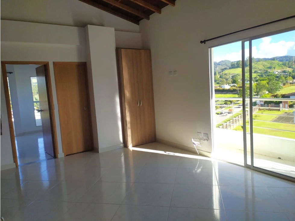 Apartaestudio en Venta en La Ceja, sector La Cruz — foto 3