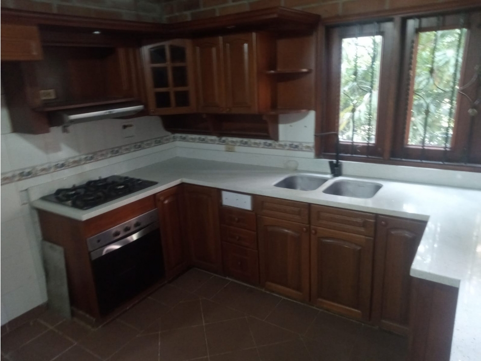 Casa en renta en sabaneta , Sector La Doctora parte Baja - 2