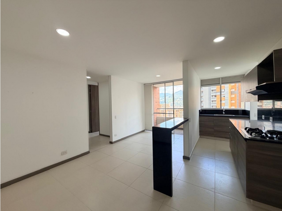 Apartamento en venta en Sabaneta, sector Asdesillas
