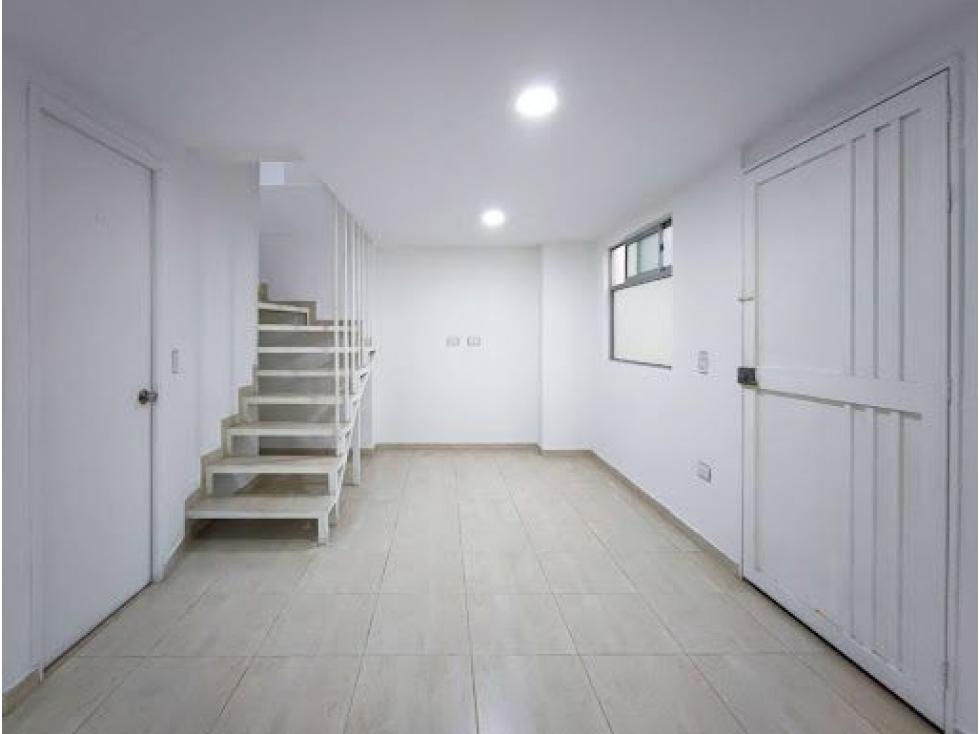 Apartamento dúplex en venta en Sabaneta, sector La Doctora — foto 5