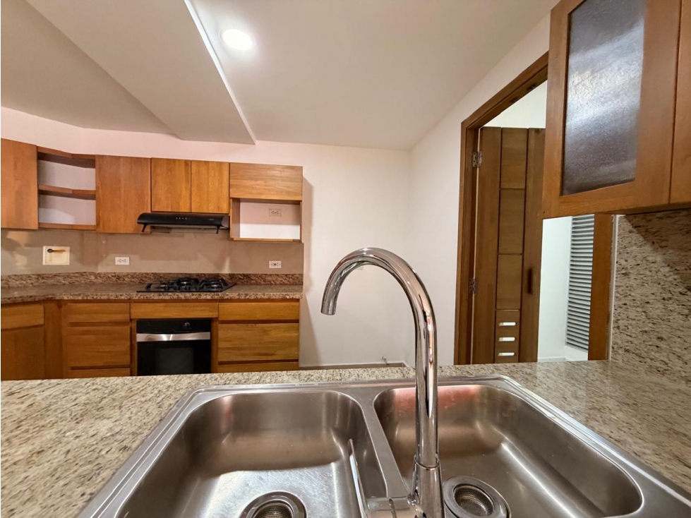 Apartamento en venta en Sabaneta, sector Las Lomitas — foto 3