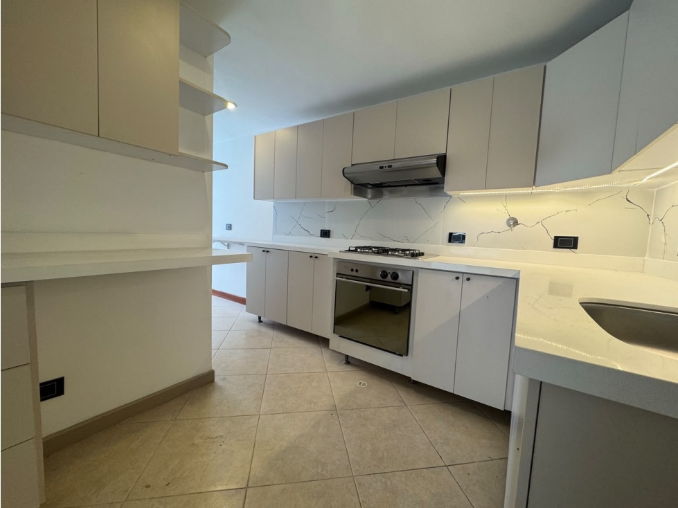 Apartamento en Renta en Envigado, sector La Abadía — foto 2