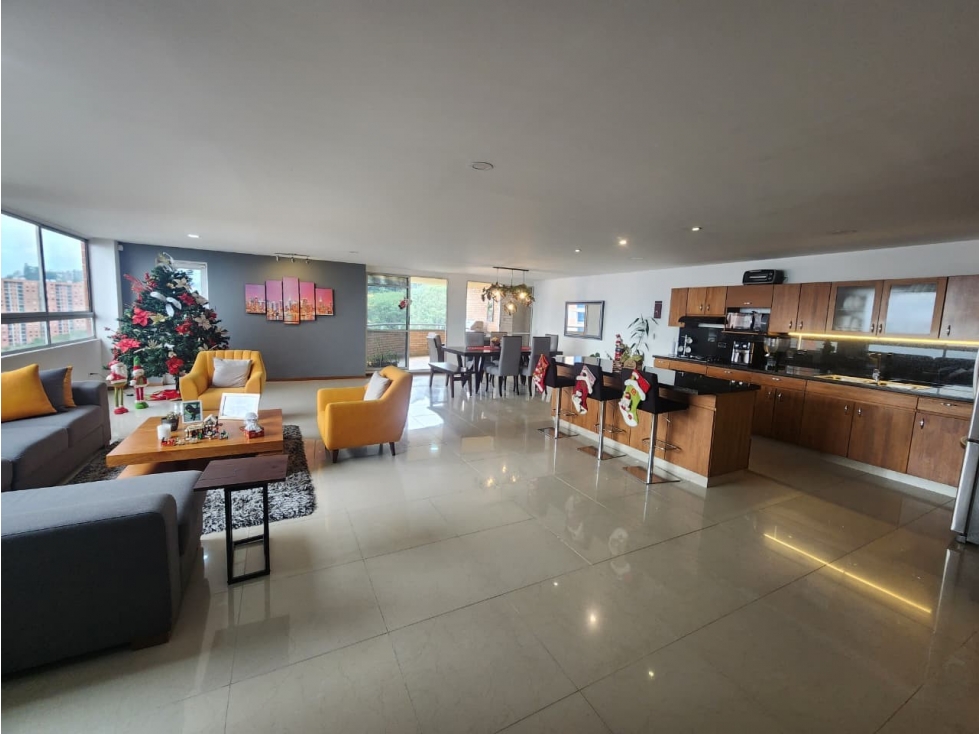 Apartamento Dúplex en Renta en Sabaneta, sector Las Lomitas