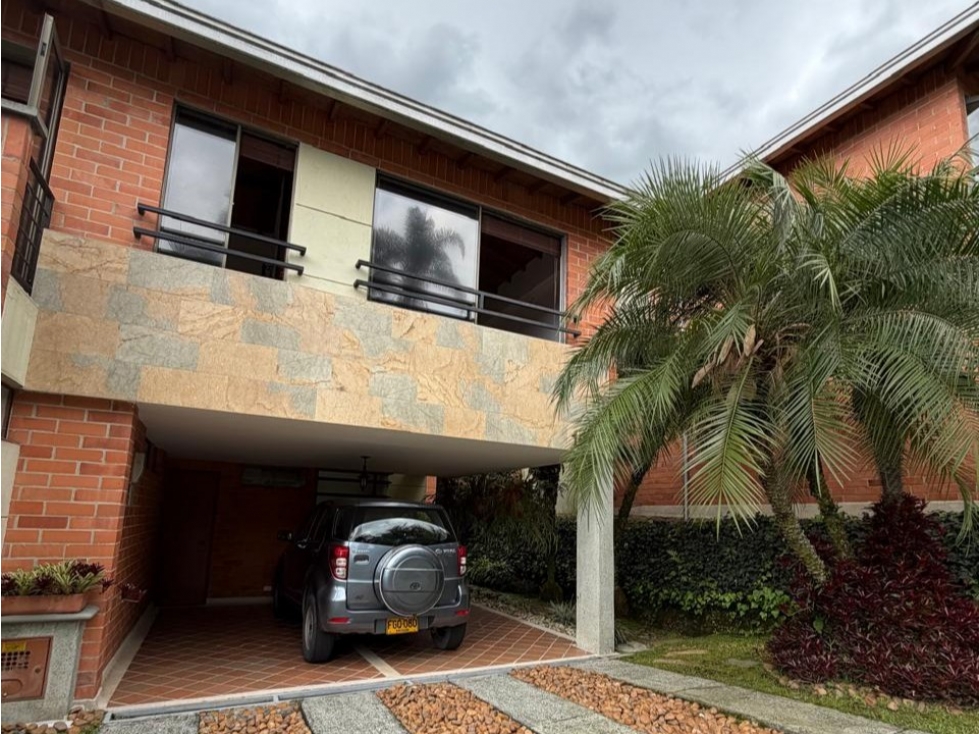 Casa en Arriendo Envigado, Sector La Sebastiana — foto 2