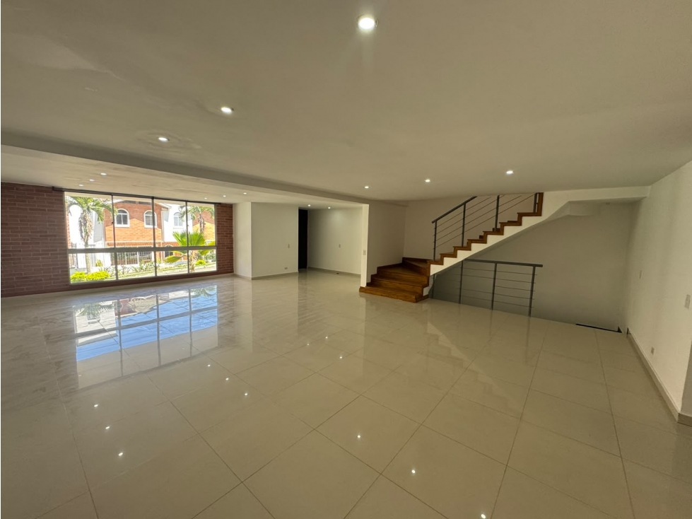 Casa en Venta en Sabaneta, sector Aves María — foto 2