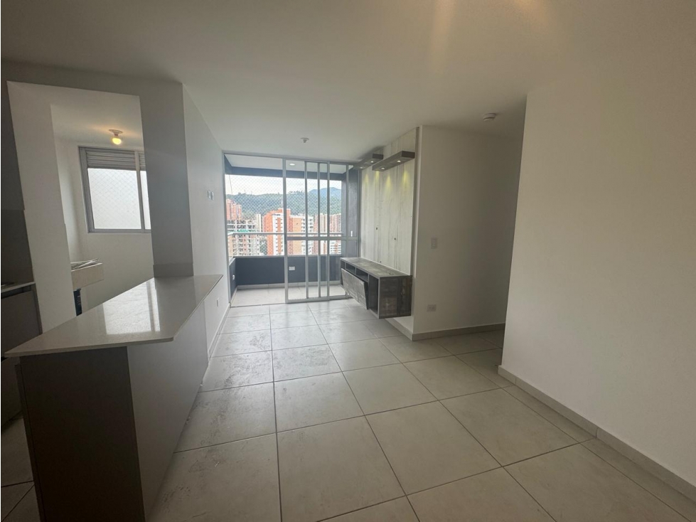Apartamento en Arriendo en Sabaneta, sector Las Lomitas