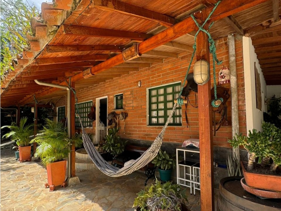 Casa Campestre en Venta en Girardota, sector El Limonar — foto 2
