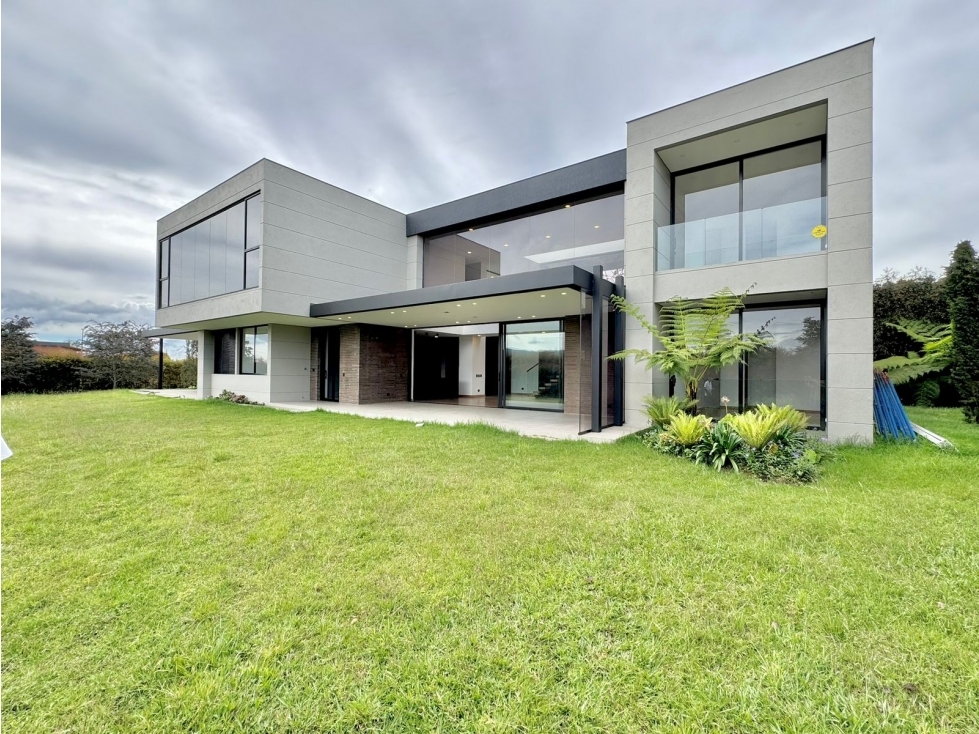 Casa en Venta en Envigado , Sector Peñasco Palmas