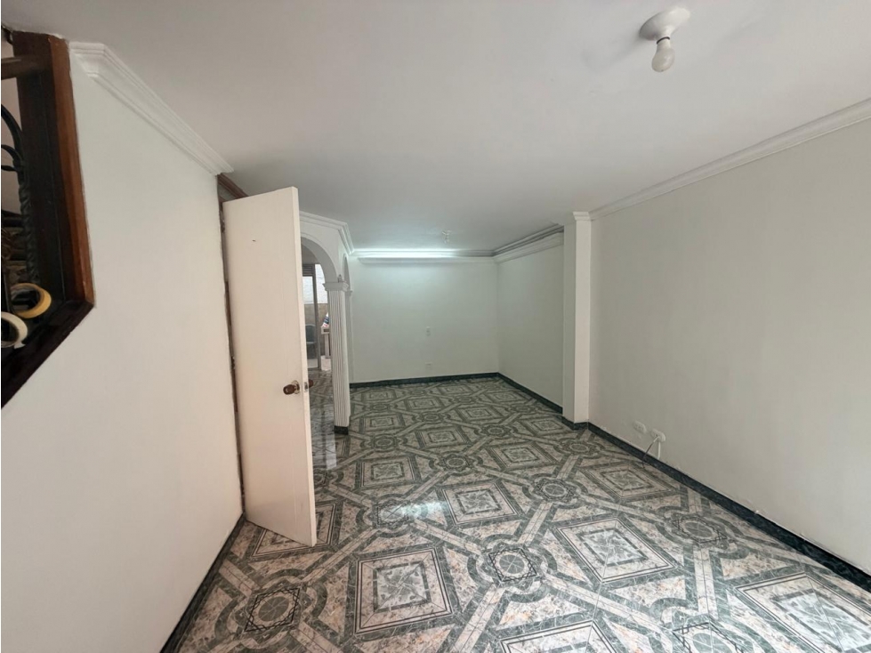 Casa en Venta en Envigado, sector El Dorado — foto 4