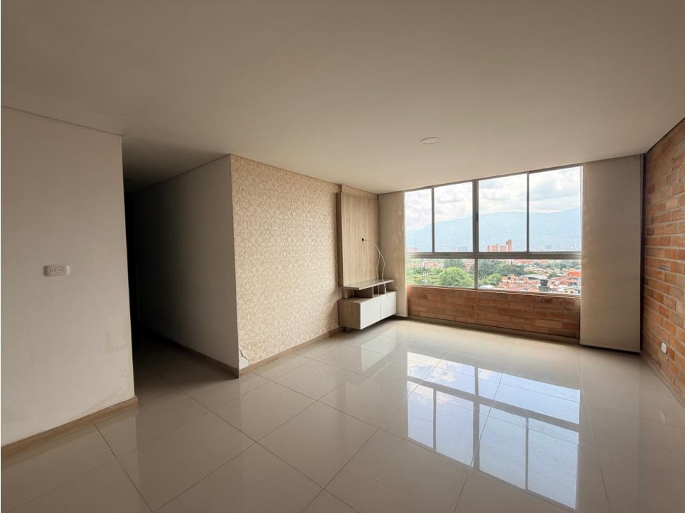 Apartamento en venta en Itagüí, sector Suramérica — foto 2