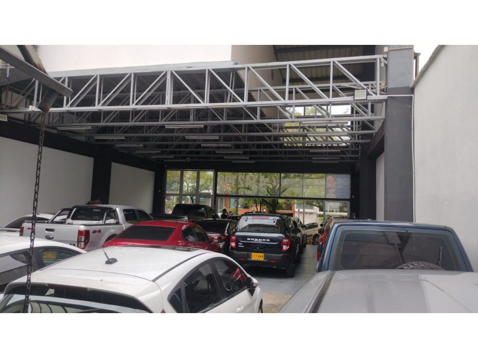 Local en Arriendo en Medellín, sector Laureles — foto 2