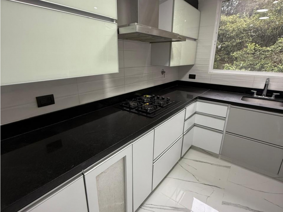 Casa en Venta en Sabaneta, sector Aves María — foto 2