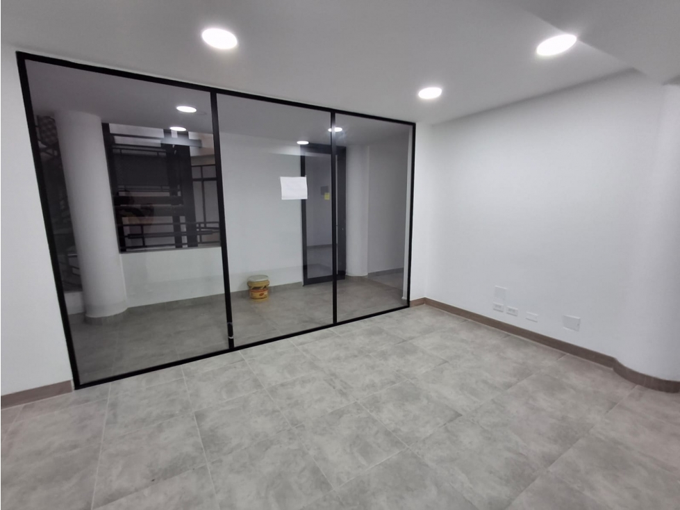 Oficina en Renta en Sabaneta, sector Betania - 1