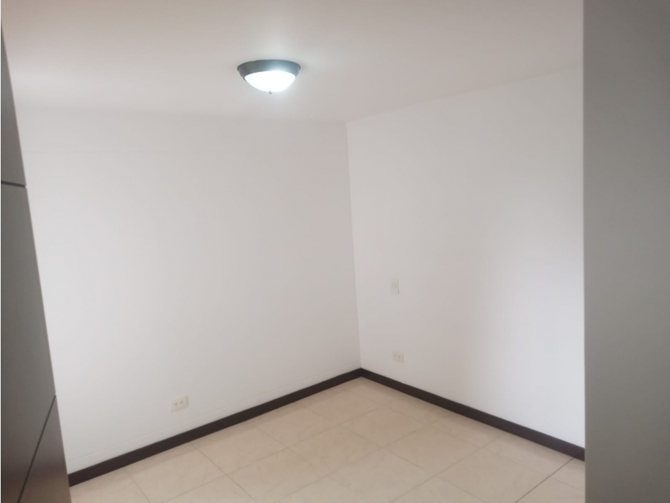 Apartamento en renta en sabaneta, sector Loma Linda — foto 6