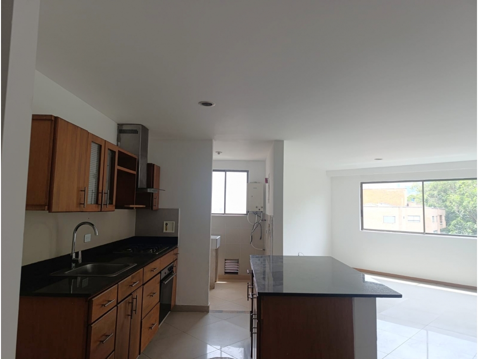 Apartamento Dúplex en Venta en Sabaneta, sector Aves María parte baja — foto 2