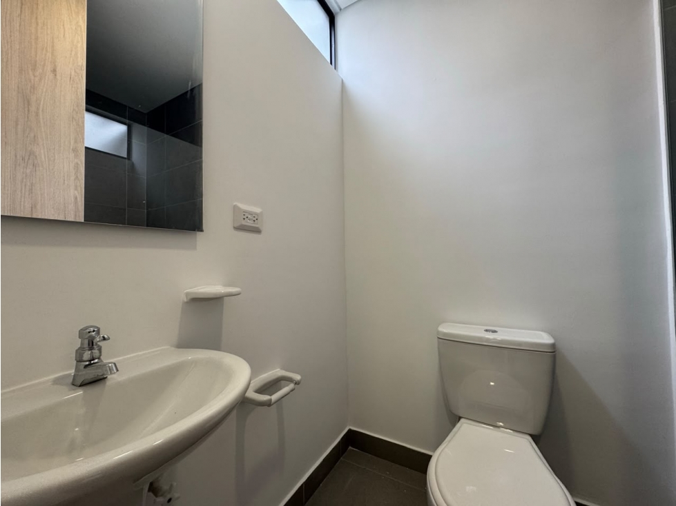 Apartamento en Arriendo en El Poblado, Sector El Tesoro — foto 6