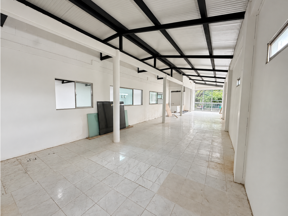Bodega en venta en Medellín, sector El Poblado - 1