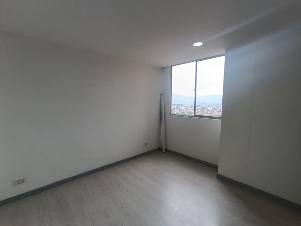 Apartamento en renta en Envigado, sector Las Antillas — foto 5