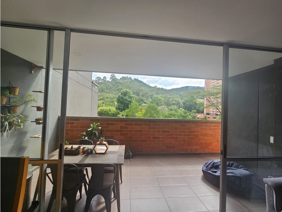 Apartamento en venta en Sabaneta, sector San Remo - 2